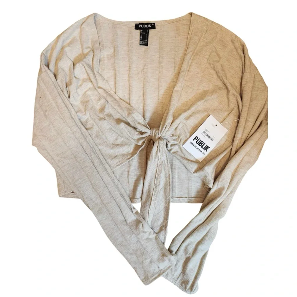 B2G1 FREE! Publik Cropped Tie Front Knit Shrug Top - Picture 3 of 3